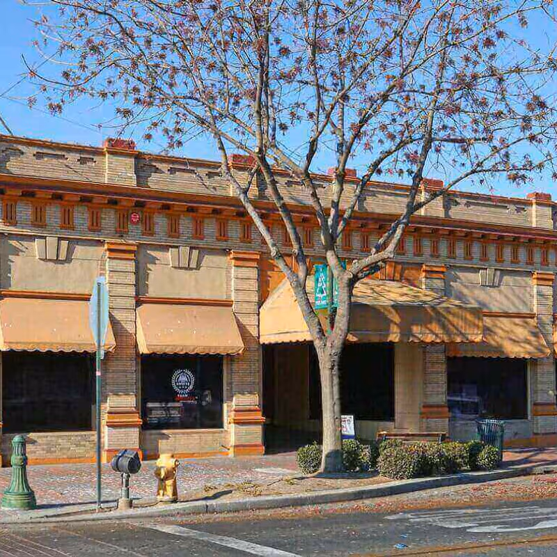 157 S K St, Tulare - Image 8