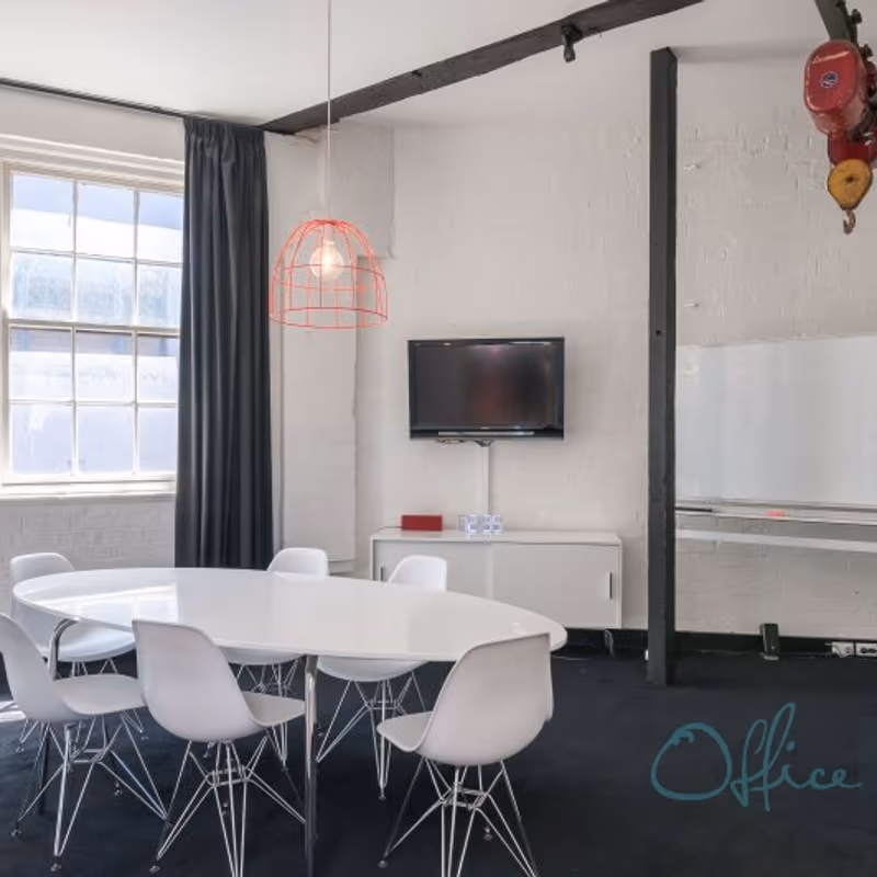 20 Hutchinson Street, Surry Hills - Image 2