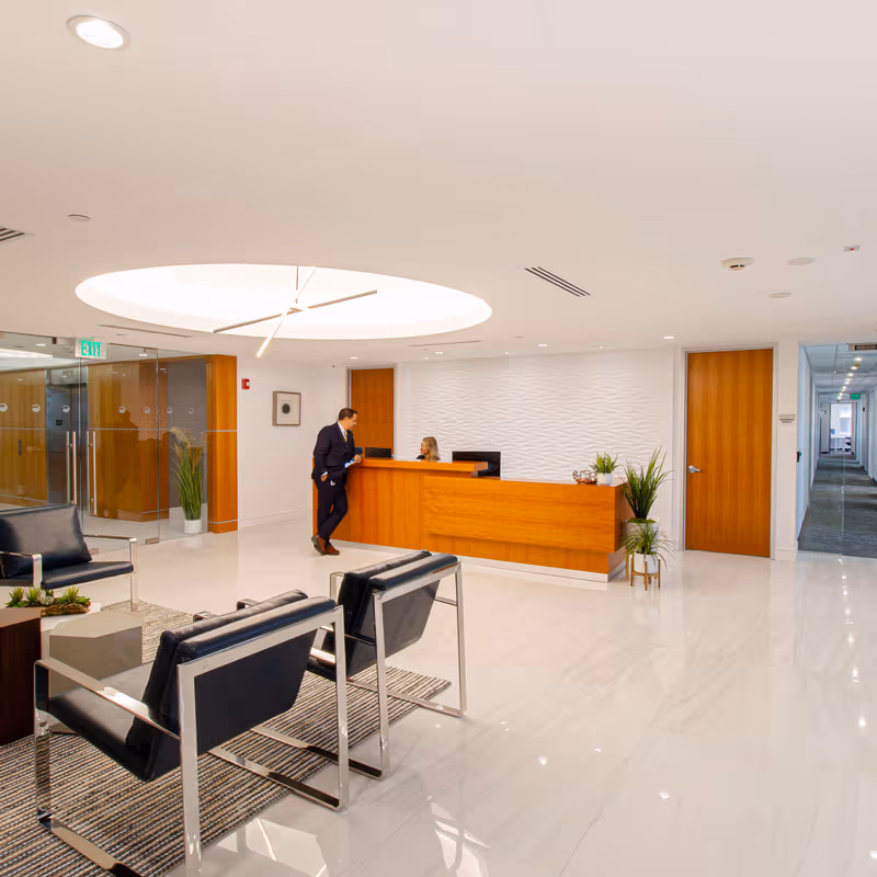 2 S Biscayne Blvd, Miami - Image 2