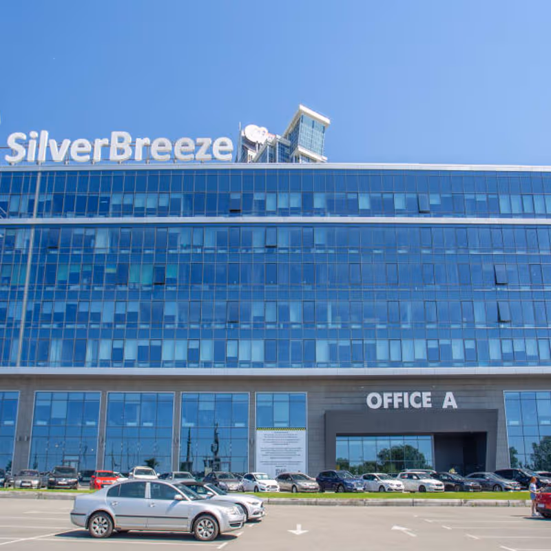 1V Pavla Tychyny Avenue, Kyiv - Image 1