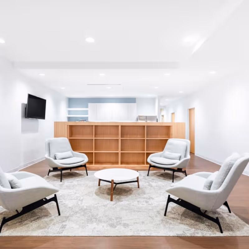 4555 Mansell Rd, Alpharetta - Image 2