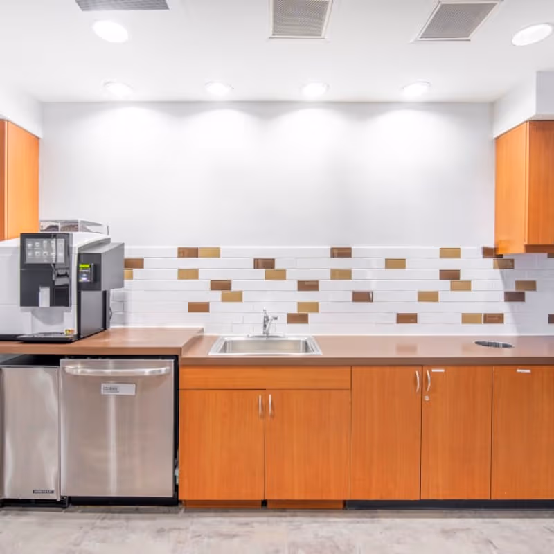 11921 Freedom Drive, Reston - Image 8