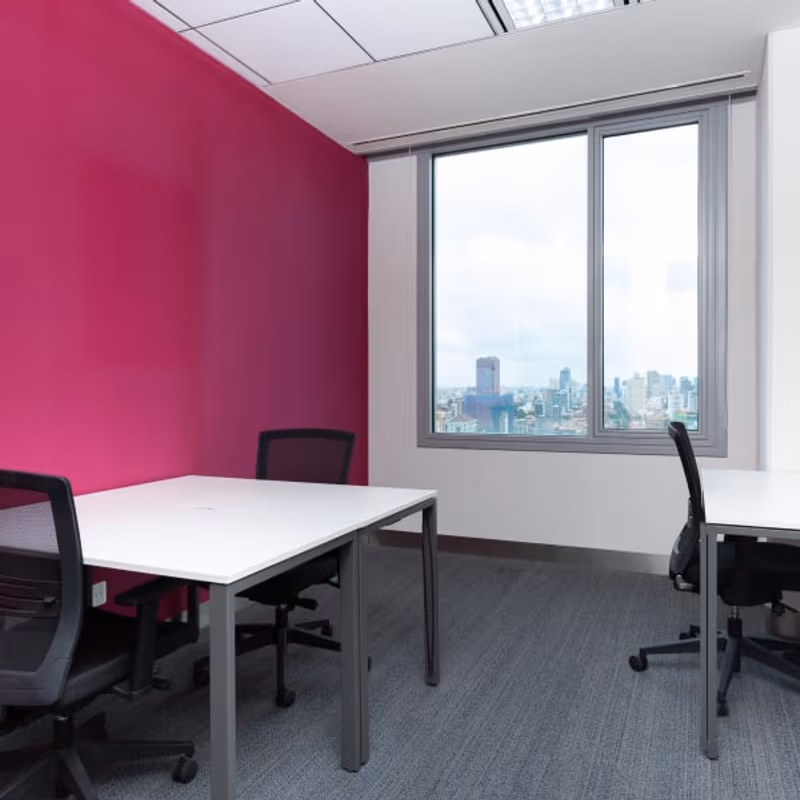 Street 106, Phnom Penh - Image 2