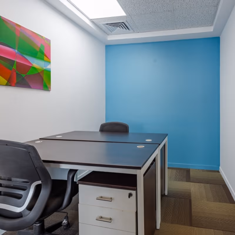 Executive Towers Dolmen Mall, Karachi - Image 2