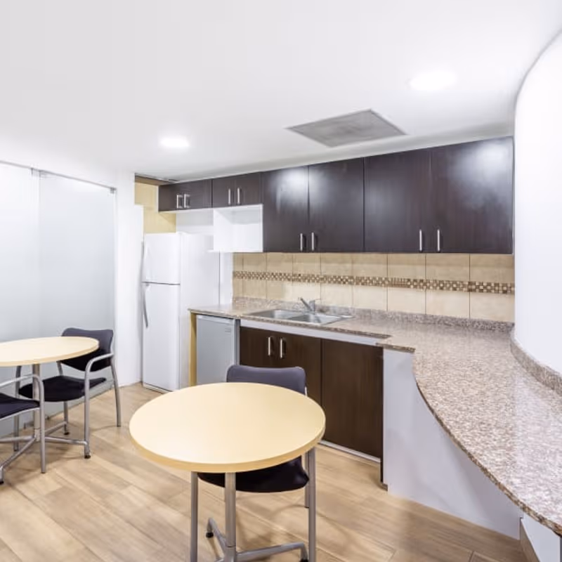 5A Avenida 5-55, Guatemala - Image 5