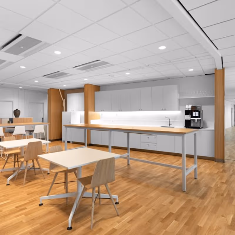 31 Hyllie Stationstorg, Malmo - Image 7