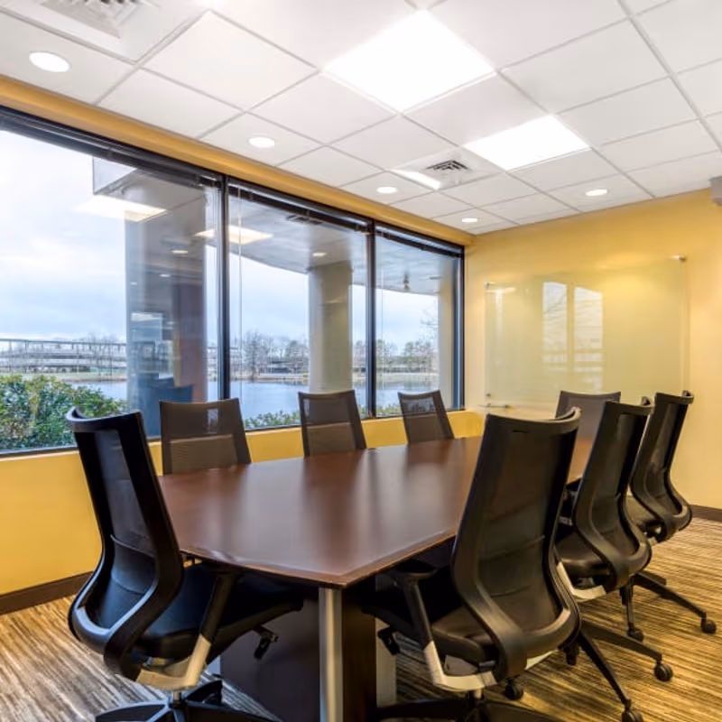 301 Edgewater Place, Wakefield - Image 2