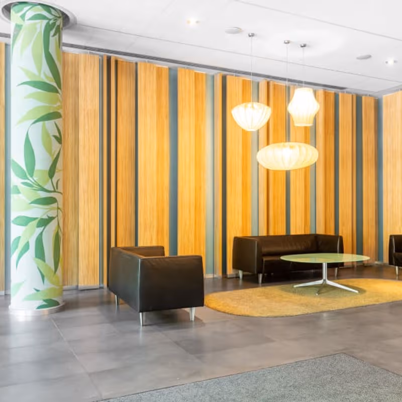 Vaci Ut 22-24, Budapest - Image 4