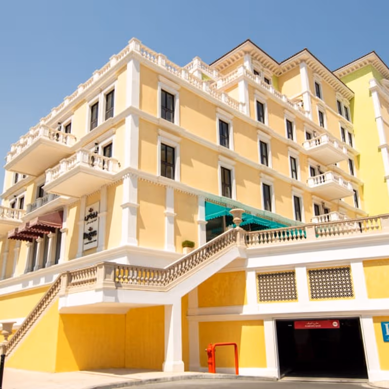 The Pearl 102 Piazza Level Qq05a, Doha - Image 1