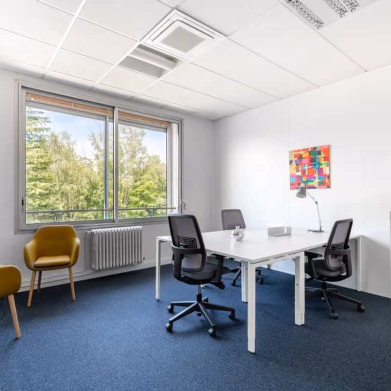 3 Rue Paul Tavernier, Fontainebleau - Image 1