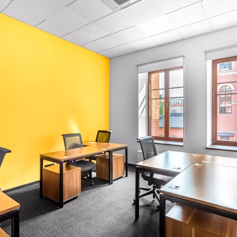 28 Verhniy Val Str, Kyiv - Image 3