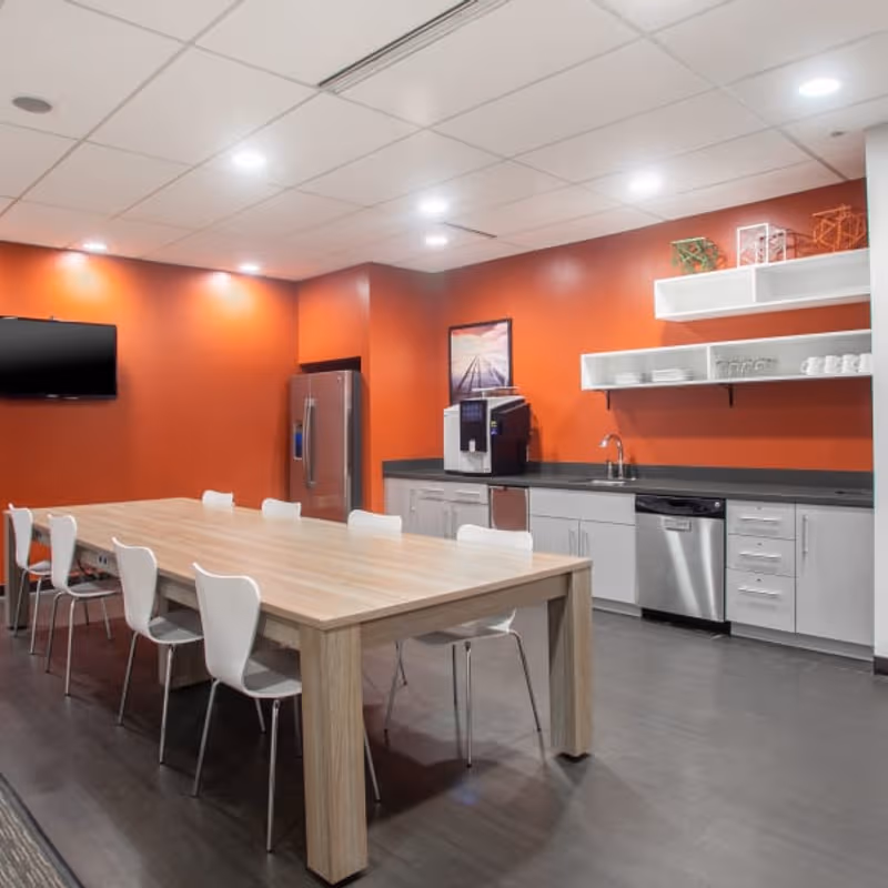 100 E Campus View Blvd, Columbus - Image 9