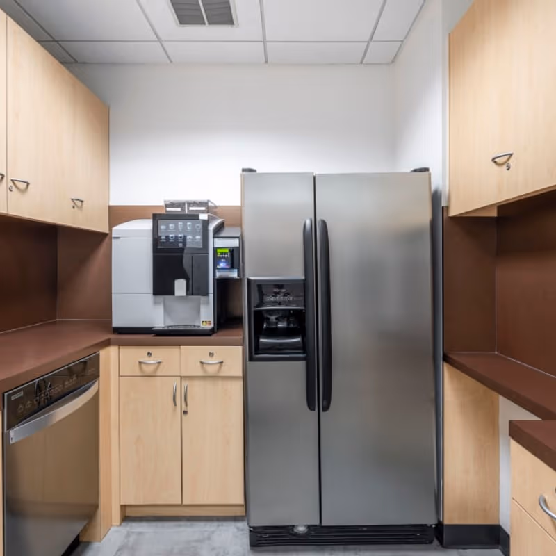 1 Gateway Center, Newark - Image 9