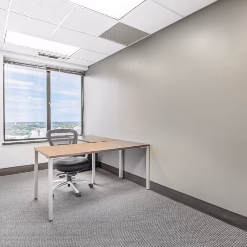 5100 Poplar Avenue, Memphis - Image 1