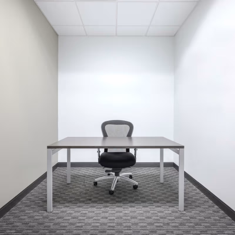 10200 Forest Green Blvd, Louisville - Image 3