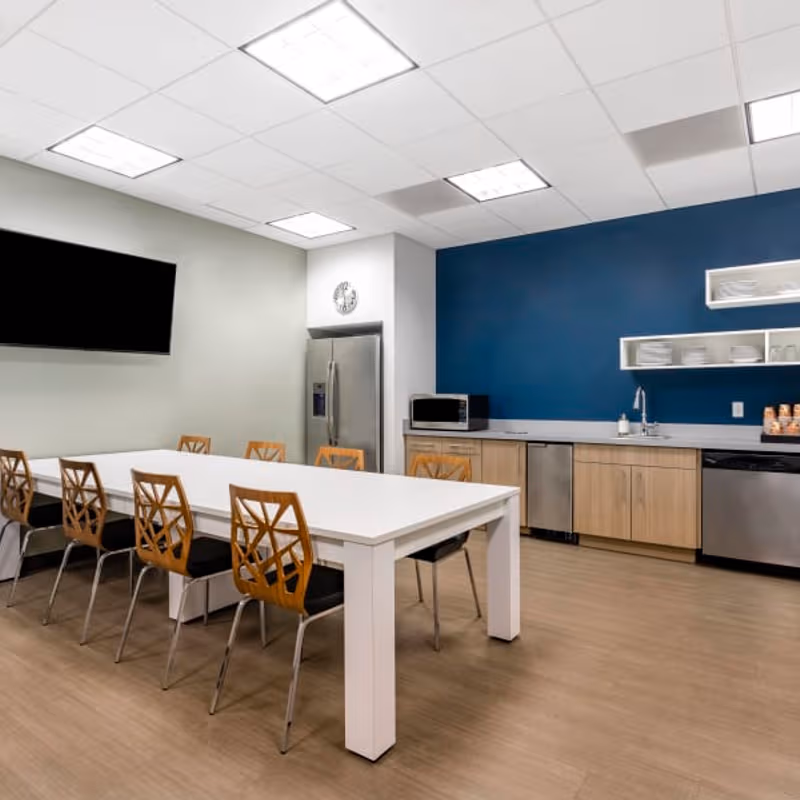 2000 Auburn Dr, Beachwood - Image 8