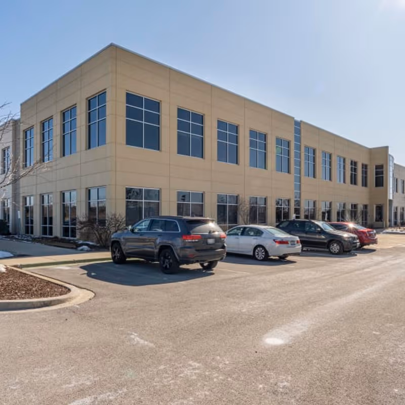 2815 Forbs Avenue, Hoffman Estates - Image 9