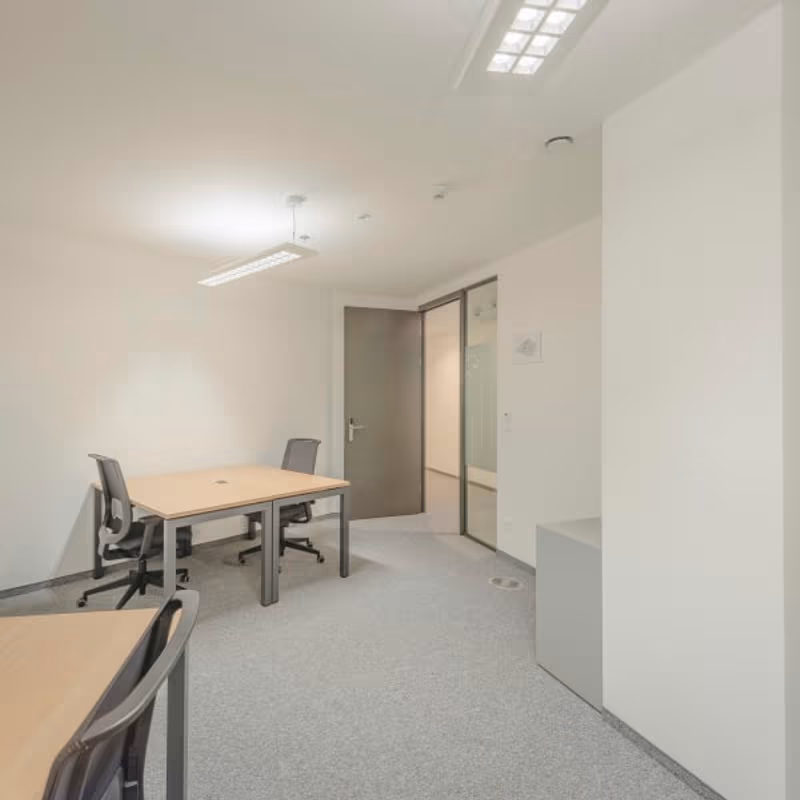 Wiedner Gurtel 13, Vienna - Image 2