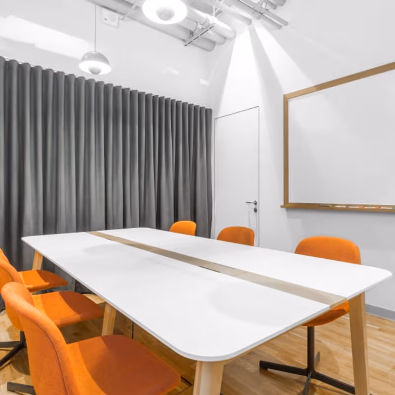 2 Maidan Nezalezhnosti, Kyiv - Image 6