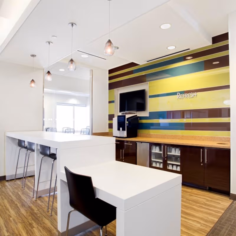 170 S Green Valley Parkway, Henderson - Image 4