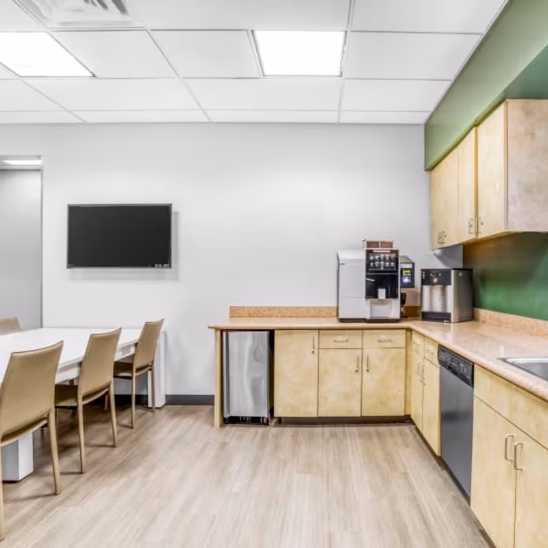 2850 W Horizon Ridge Parkway, Henderson - Image 1