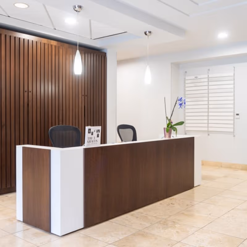 5 Centerpointe Drive, Lake Oswego - Image 1