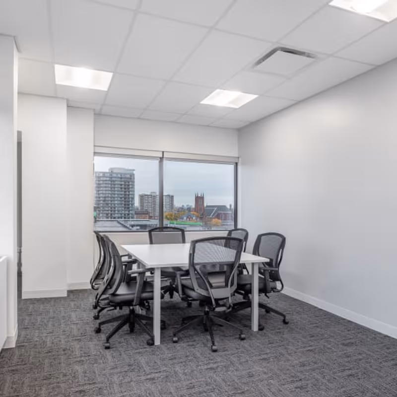 22 Frederick St, Kitchener - Image 4