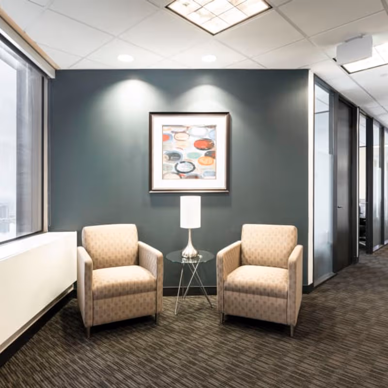 400 Renaissance Center, Detroit - Image 6