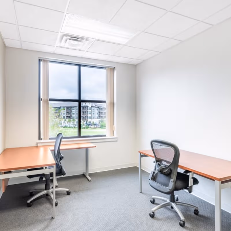 4720 Salisbury Rd, Jacksonville - Image 3