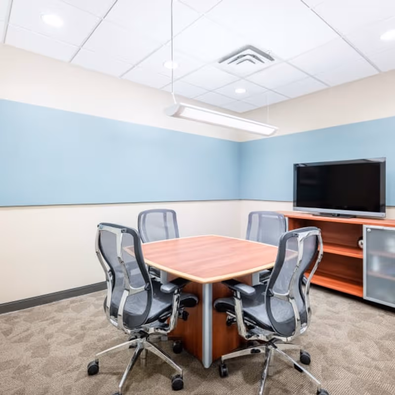 11670 Fountains Drive, Maple Grove - Image 4