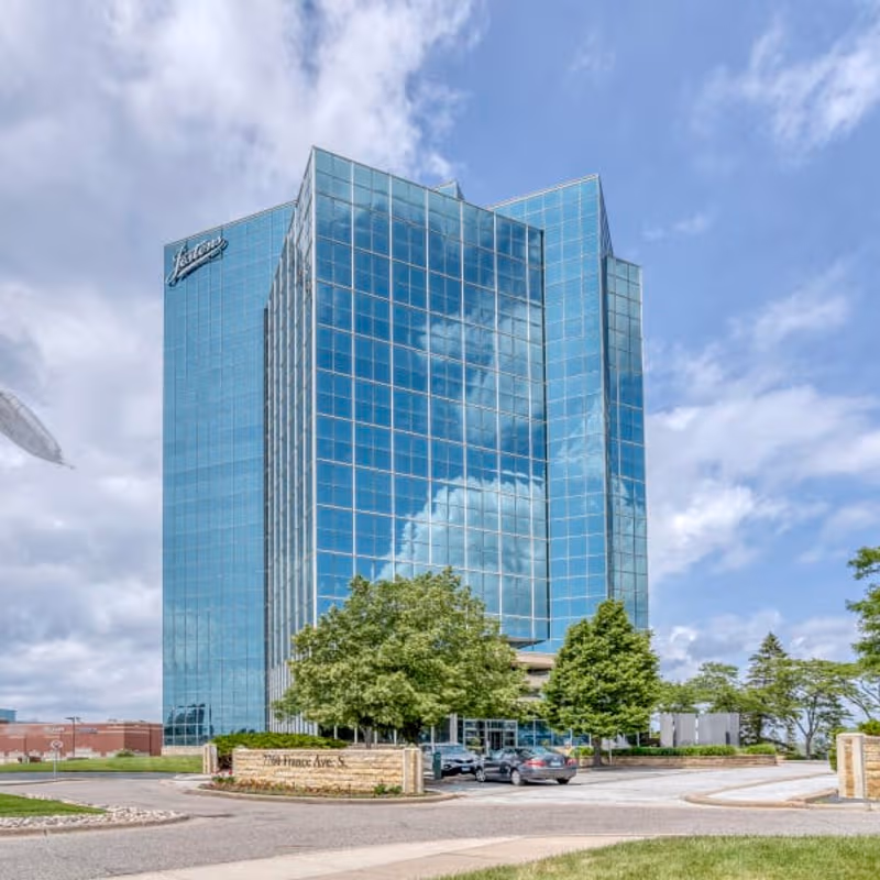 7760 France Ave S, Bloomington - Image 8