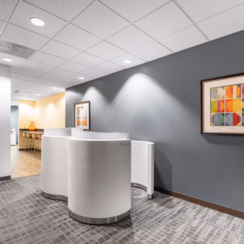 5555 Glenridge Connector, Atlanta - Image 2