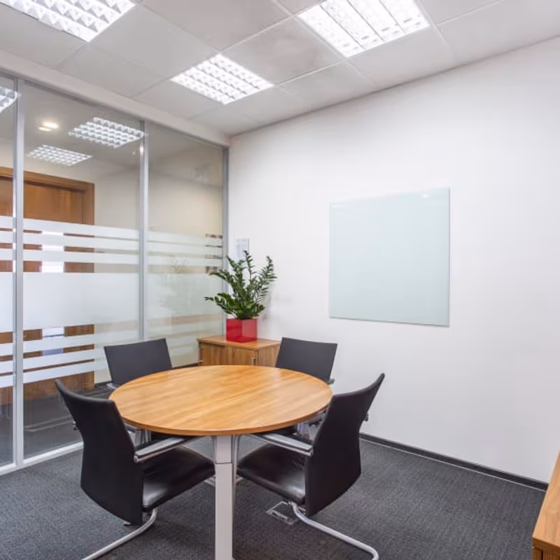 1A Sportyvna Sq, Kyiv - Image 7