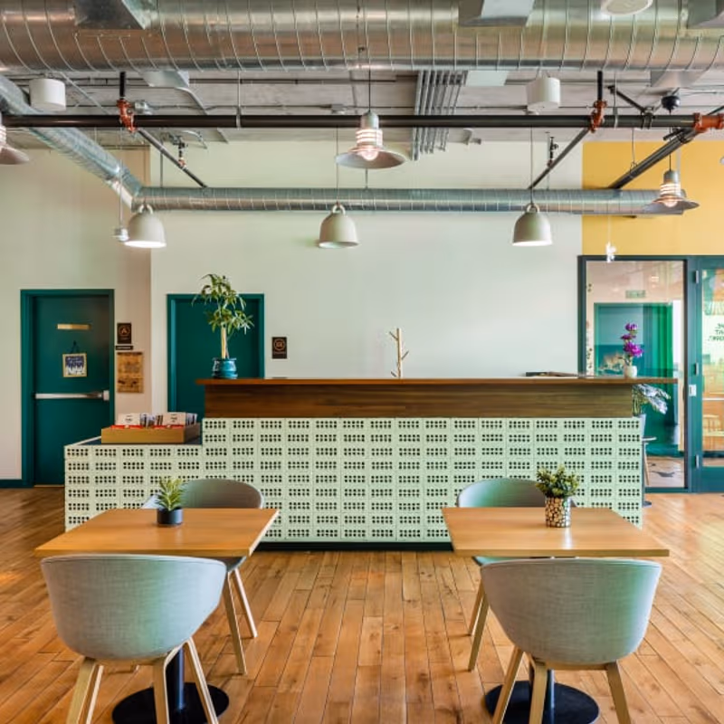 925 North La Brea Ave, Los Angeles - Image 5