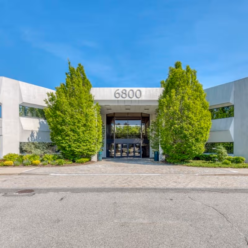 6800 Jericho Turnpike, Syosset - Image 8