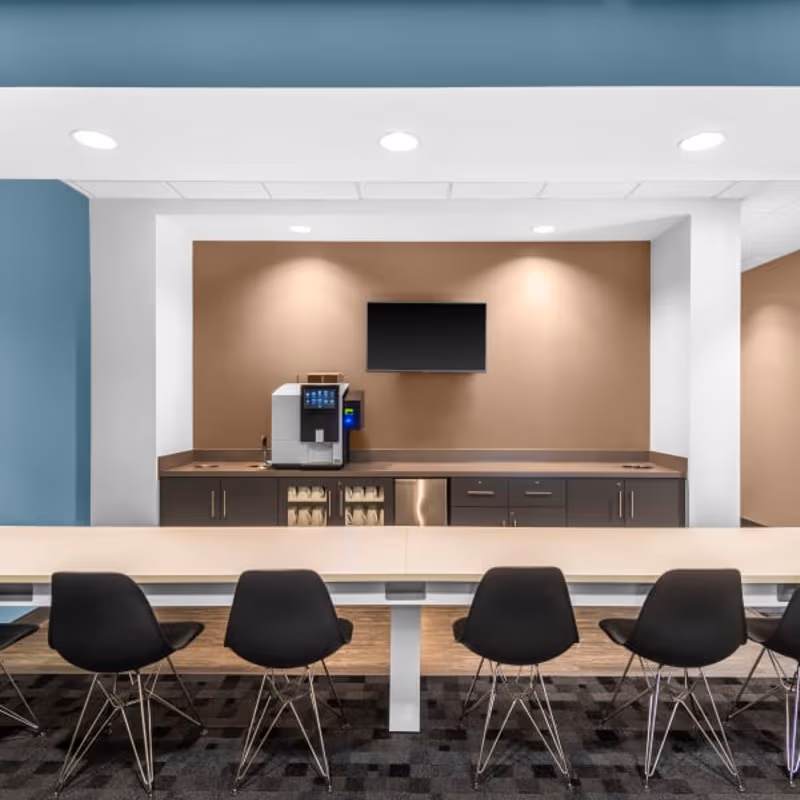 4851 Tamiami Trail North, Naples - Image 3