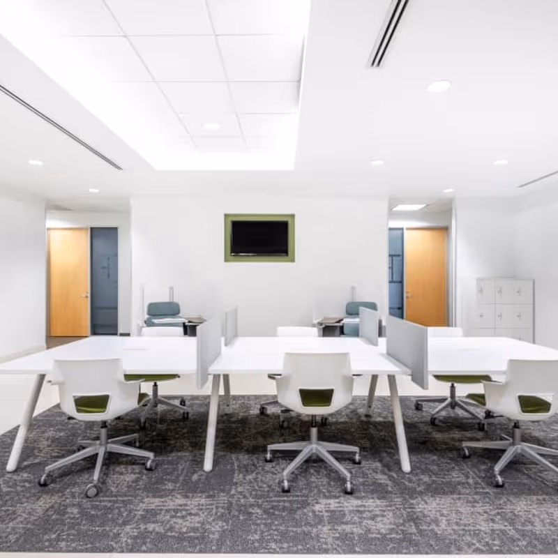 6303 Owensmouth Avenue, Los Angeles - Image 2