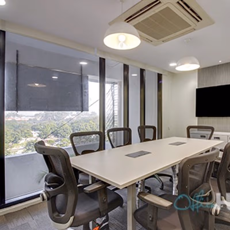 8 Avenue 10, Jalan Kerinchi - Image 1