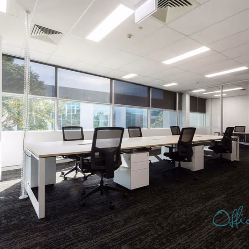 7 Clunies Ross Court, Eight Mile Plains - Image 2