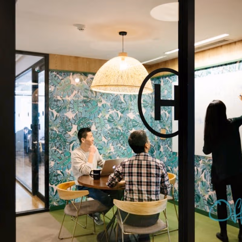 15 Canton Road, Tsim Sha Tsui - Image 6