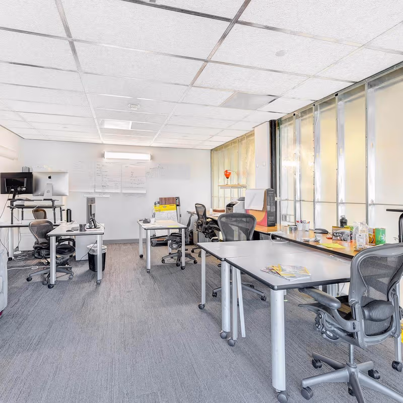 1100 Glendon Avenue, Los Angeles - Image 3