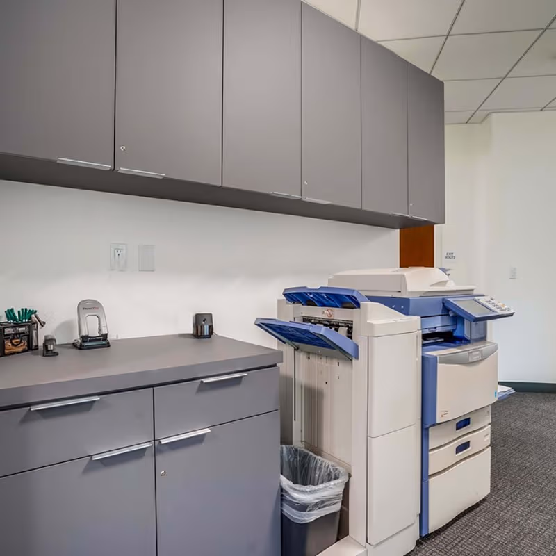 12121 Wilshire Blvd, Los Angeles - Image 28