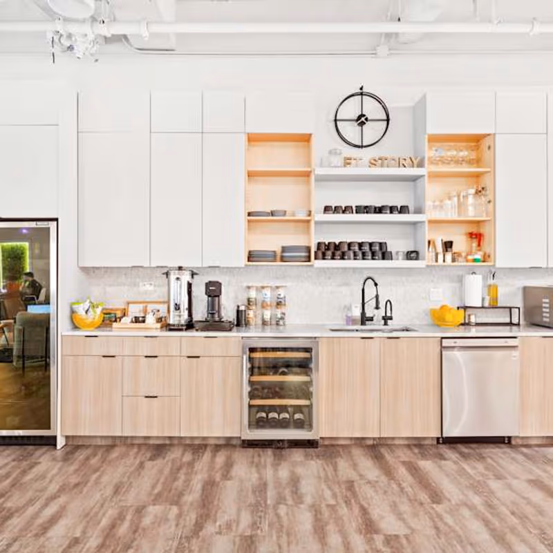 750 Manhattan Ave, Brooklyn - Image 5