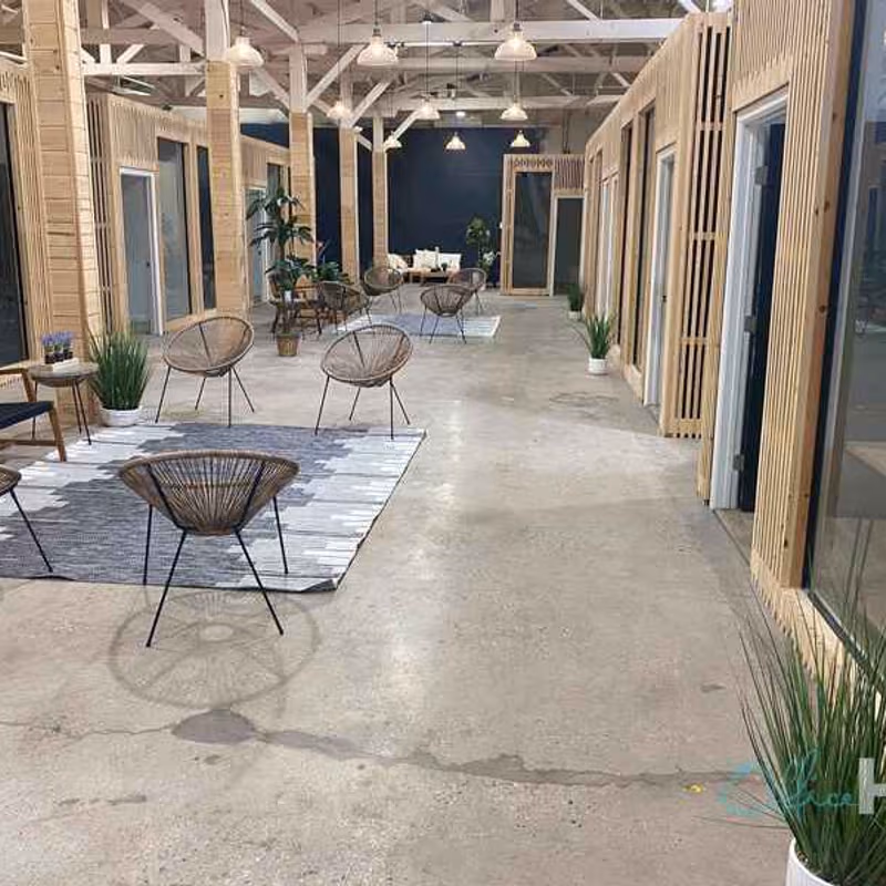 1701 N Main Street, Los Angeles - Image 4