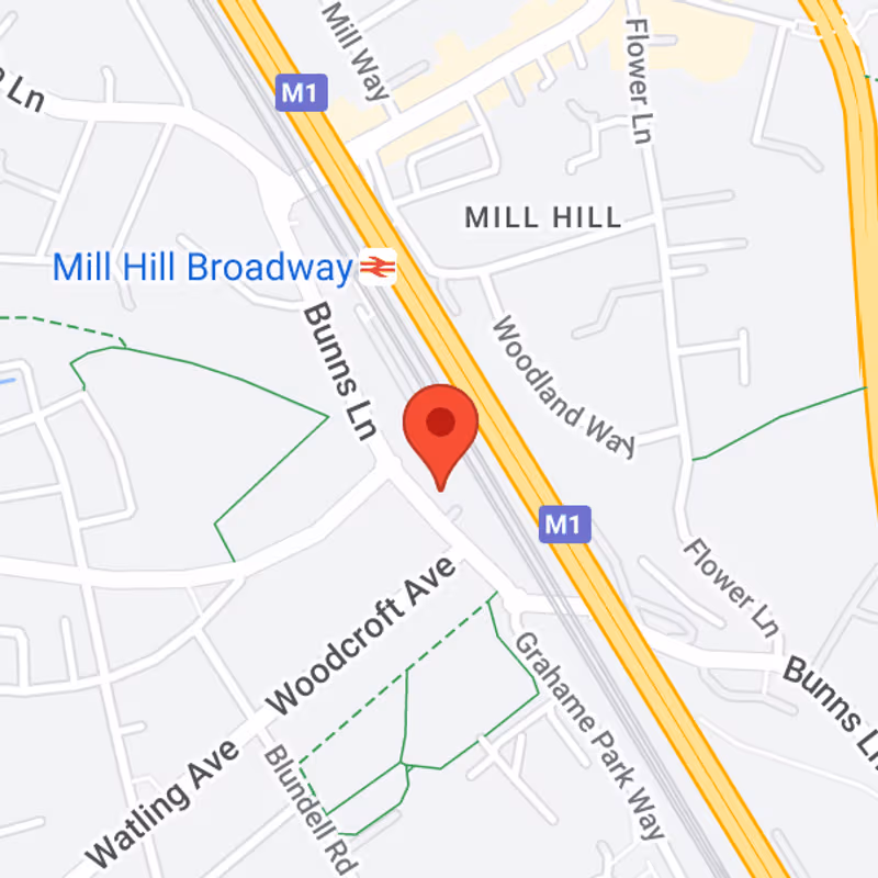 120 Bunns Lane, Greater London - Image 15
