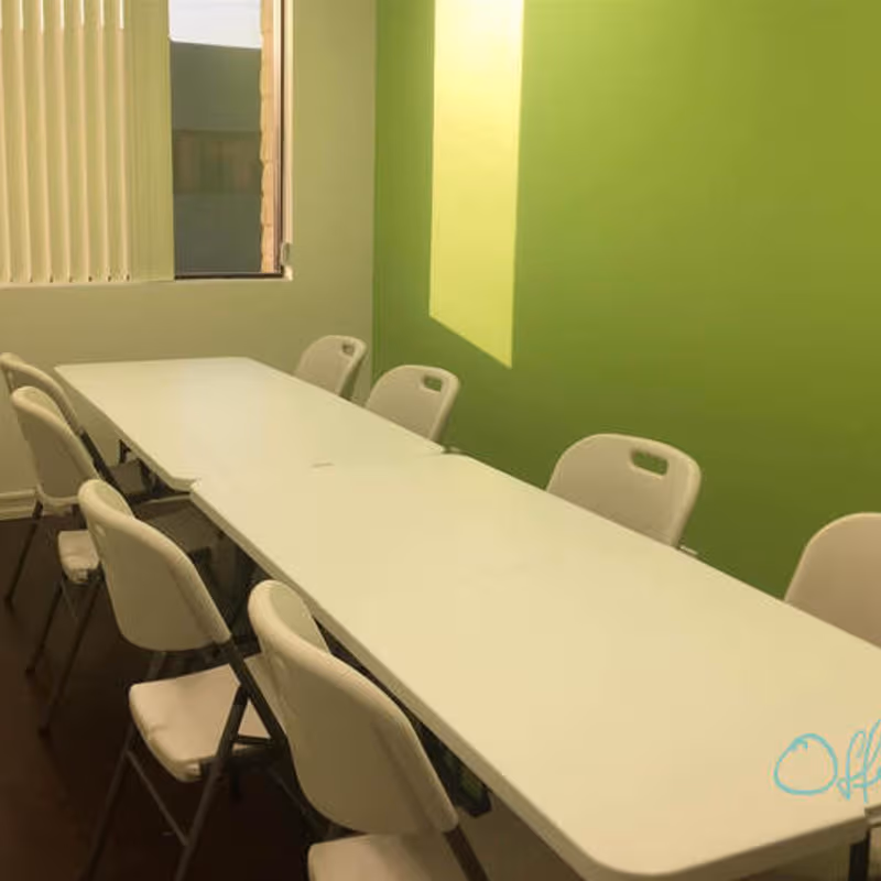 18344 Clark Street, Los Angeles - Image 2