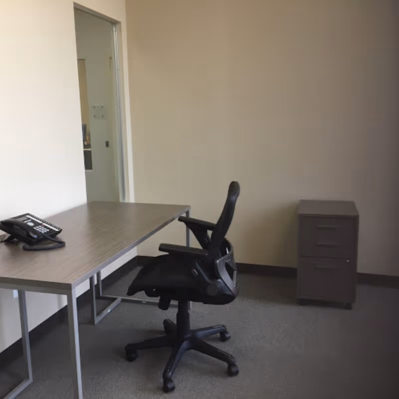 125 Michael Drive, Syosset - Image 7