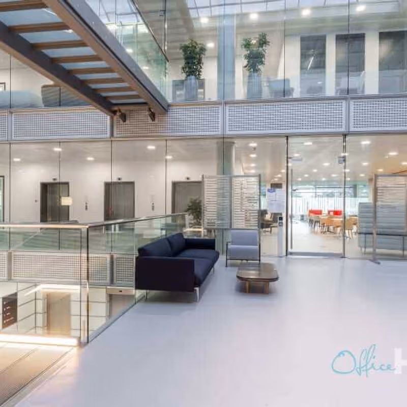 566 Chiswick High Street, London - Image 9