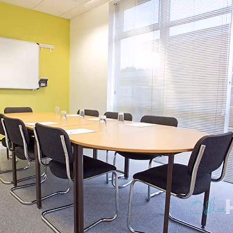 Premier Way, Romsey - Image 1