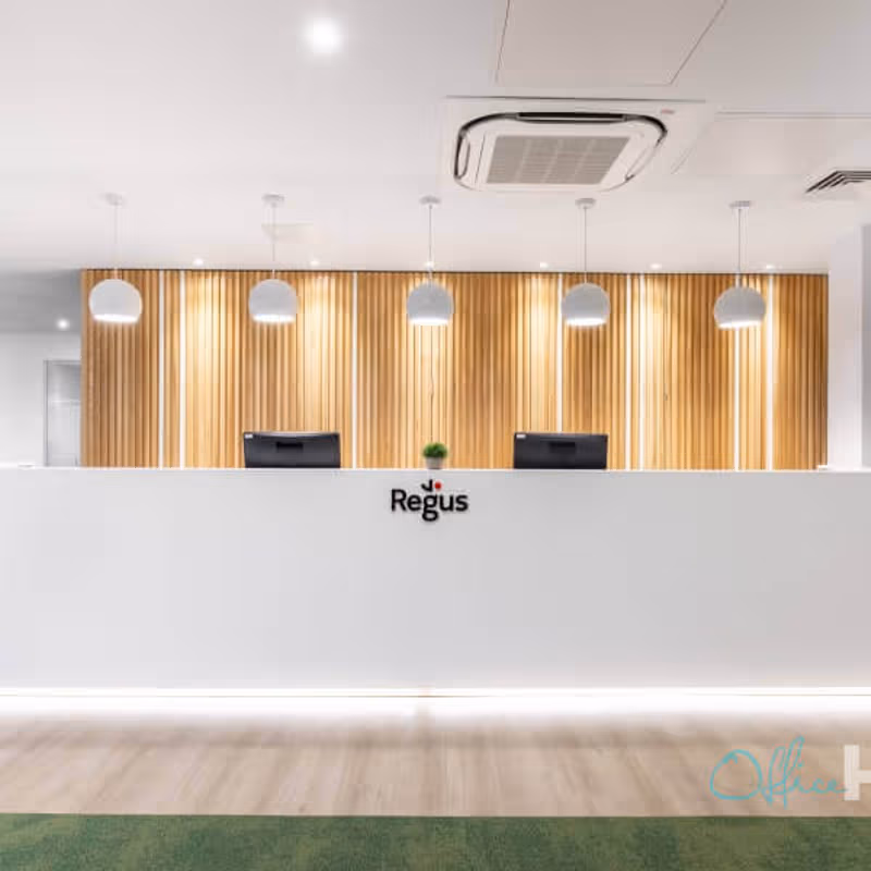 31 Worcester St, Gloucester - Image 3